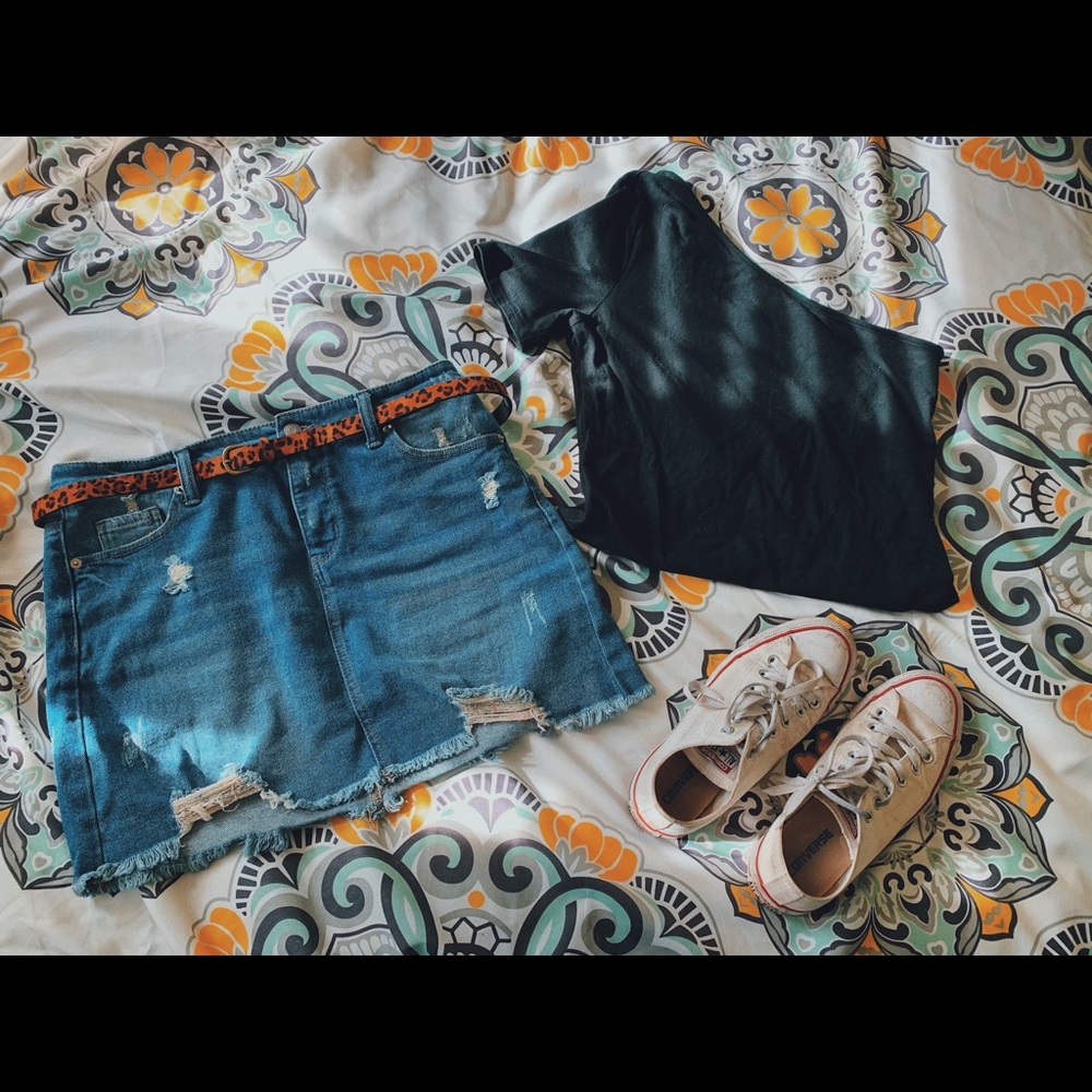 Black one shoulder bodysuit